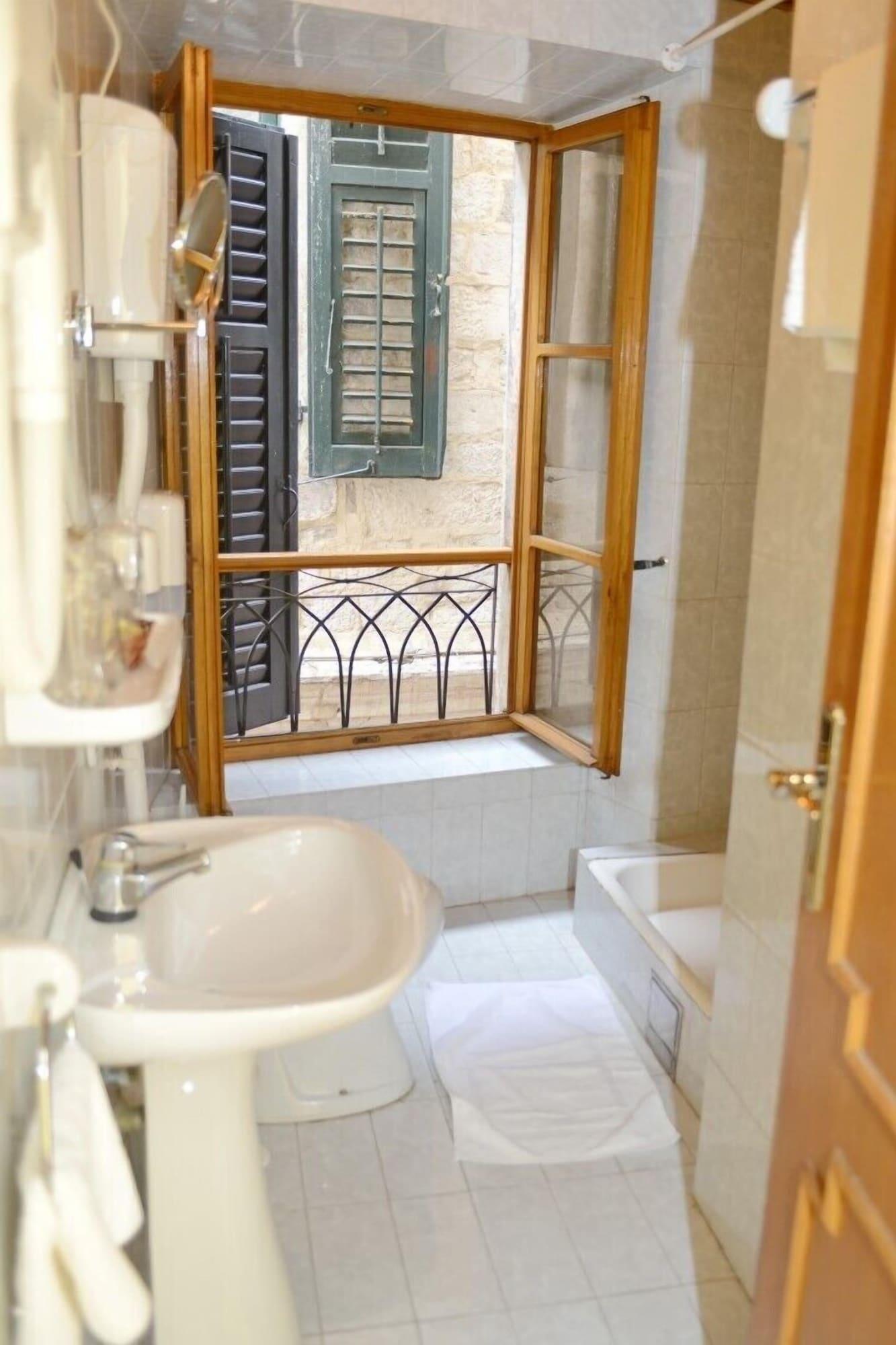 Hotel Marija โกตอร์ ภายนอก รูปภาพ