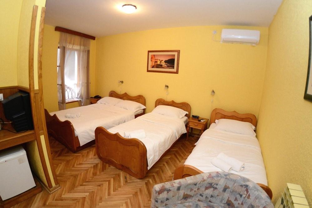 Hotel Marija โกตอร์ ภายนอก รูปภาพ